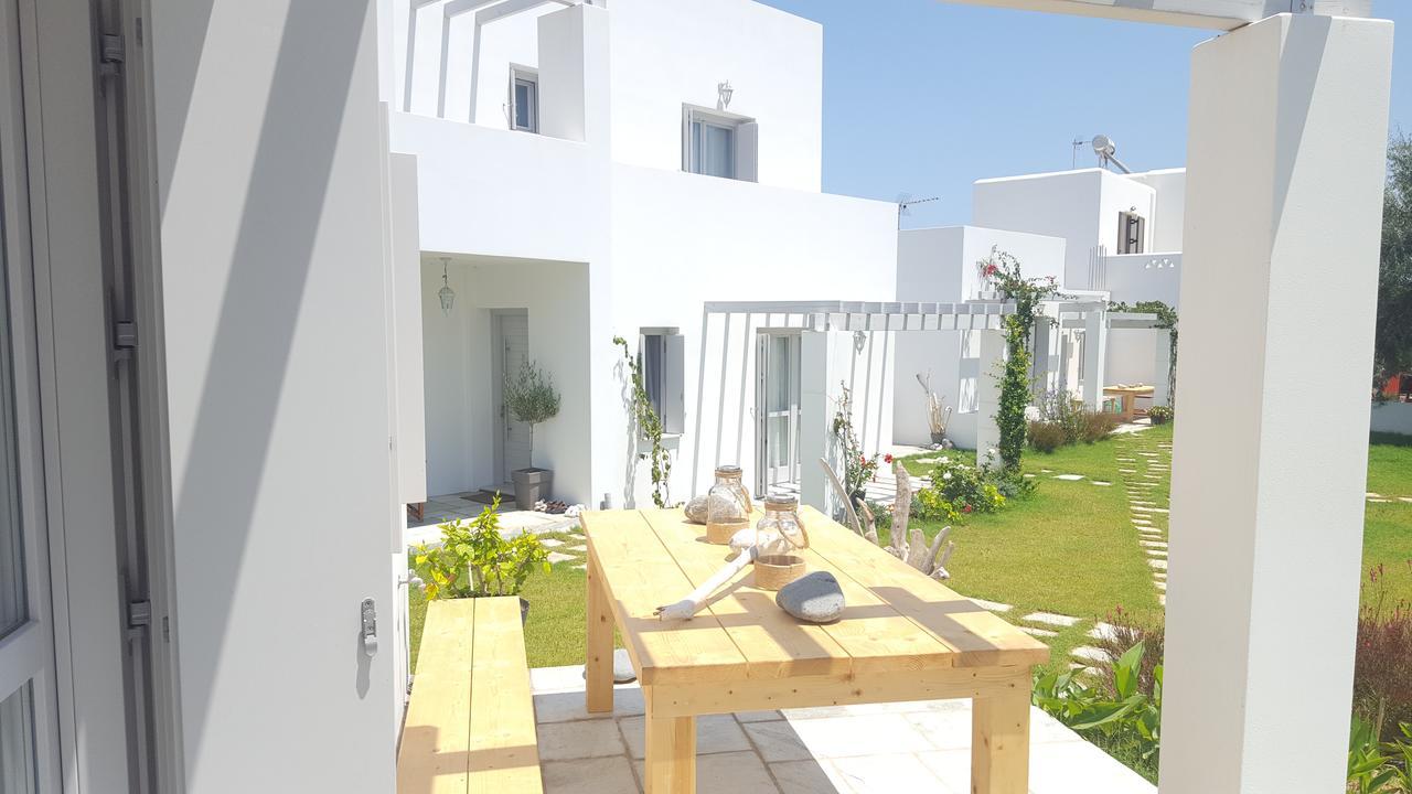 Akrotiri Villa Skyros